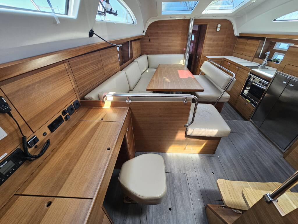 Segelyacht Elan Impression 45.1 HMS Magnolia