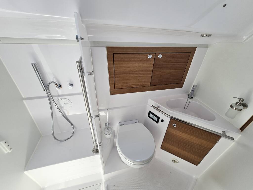 Segelyacht Elan Impression 45.1 HMS Magnolia