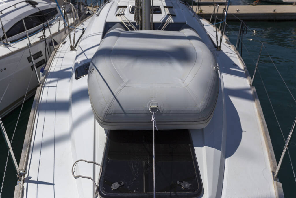 Elan Impression 45.1 Bad Buoy