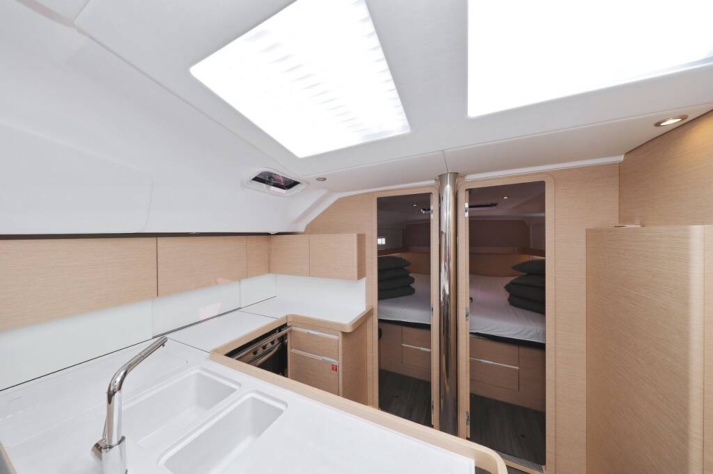 Sailing yacht Elan Impression 50 Abena
