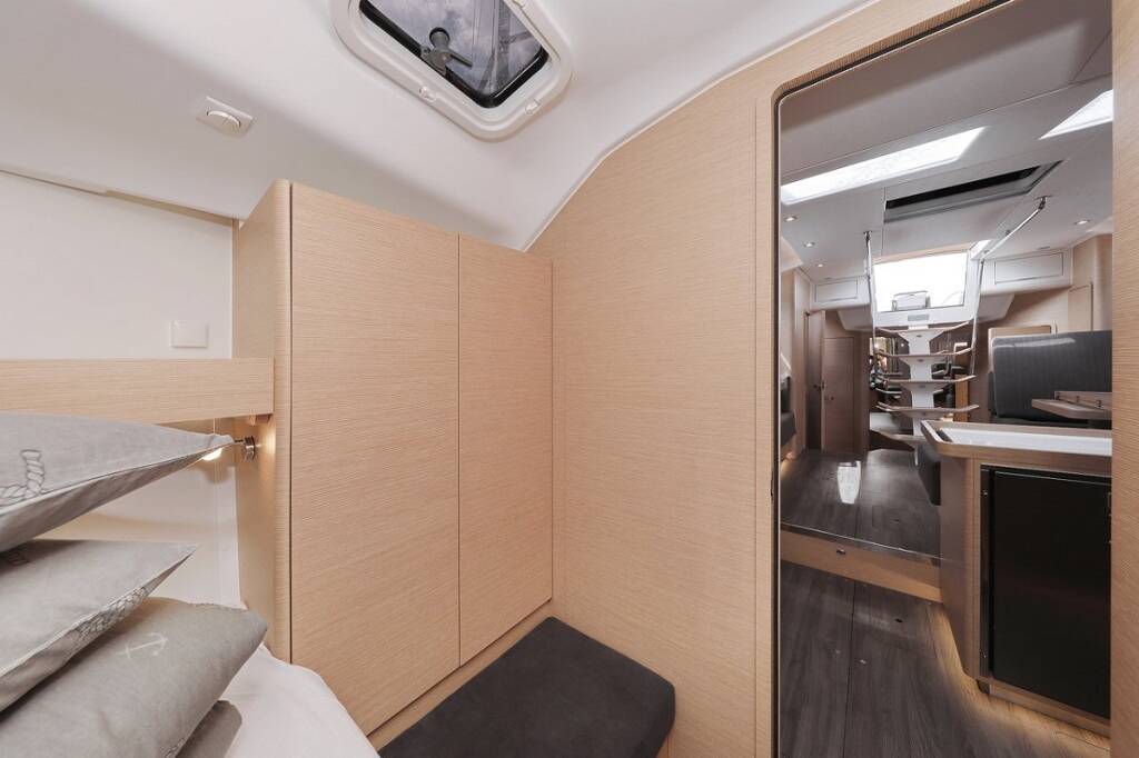 Sailing yacht Elan Impression 50 Abena