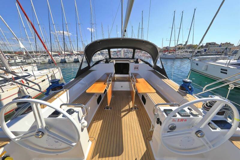 Sailing yacht Elan Impression 50.1 Athena