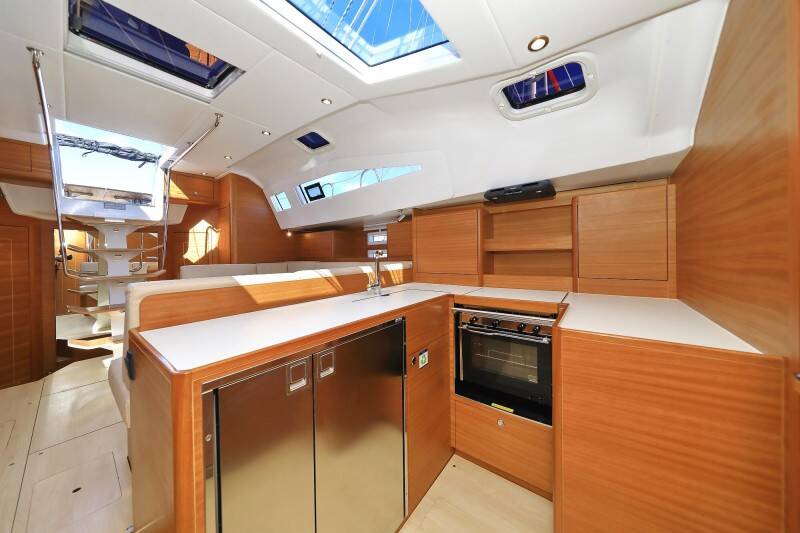 Sailing yacht Elan Impression 50.1 Athena
