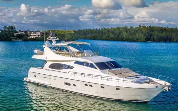 Ferretti Yachts 730 Angelica