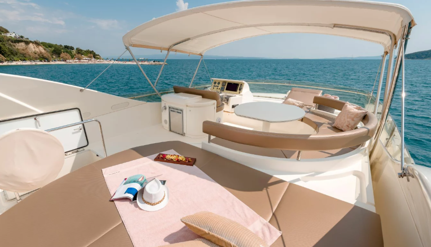 Ferretti Yachts 730 Angelica