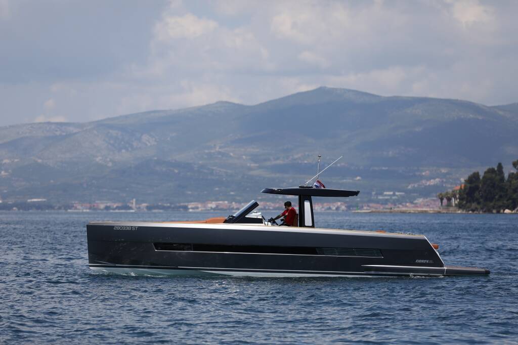 Motoryacht Fjord 44 Open No Name