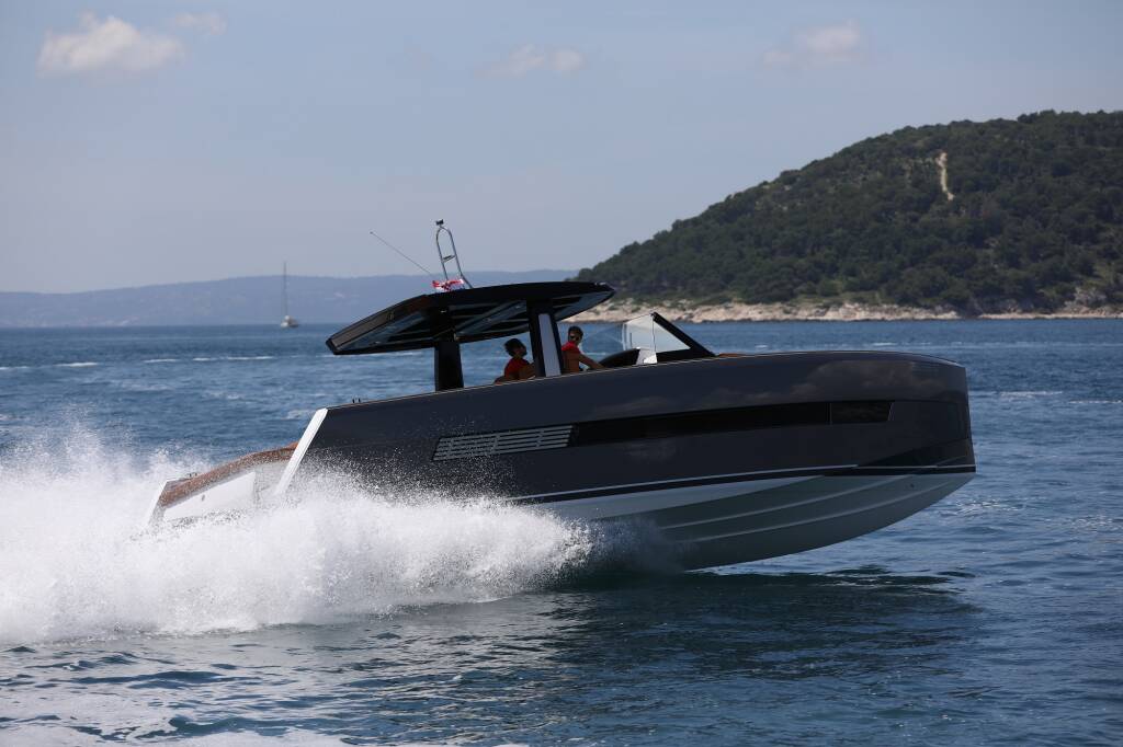 Motoryacht Fjord 44 Open No Name