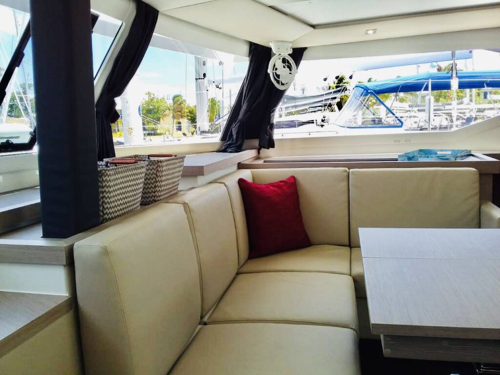 Fountaine Pajot Astrea 42 Maestro Serene Blue