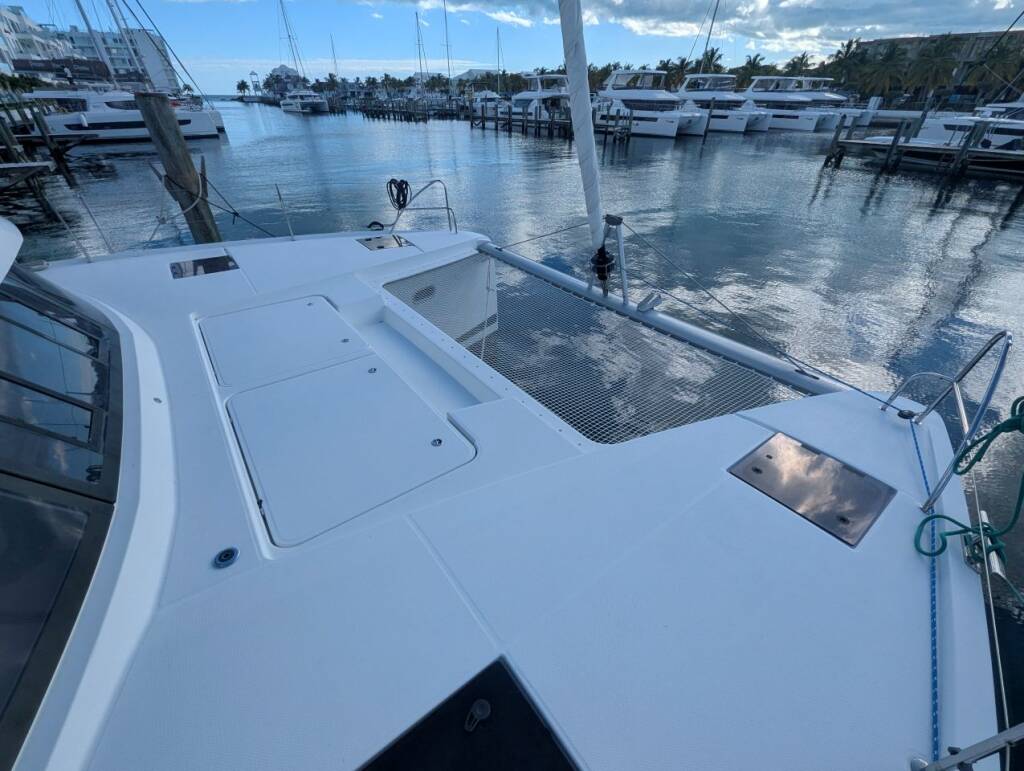 Fountaine Pajot Astrea 42 EDEN BLUE 