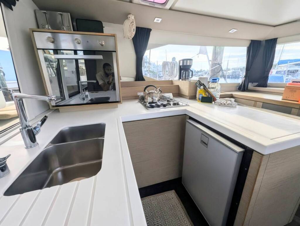 Fountaine Pajot Astrea 42 PRINCE DES MERS 