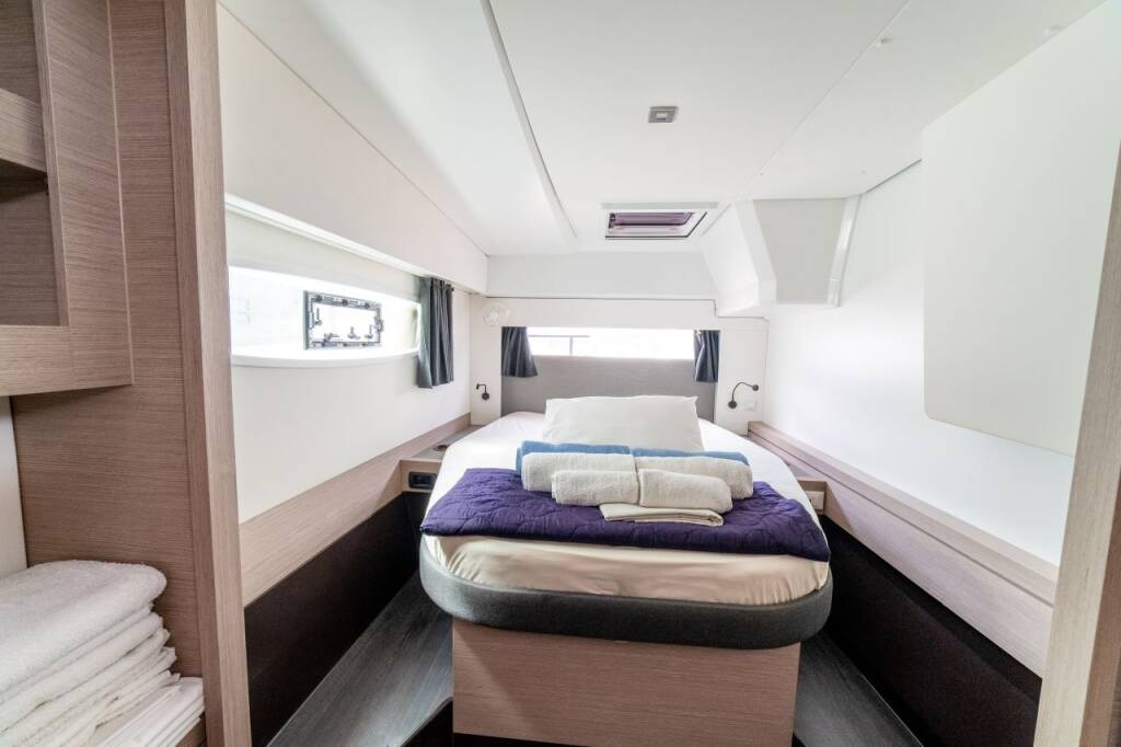 Fountaine Pajot Astrea 42 NARNIA