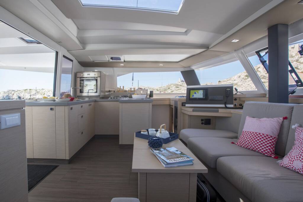 Fountaine Pajot Astrea 42 Timeless Planet