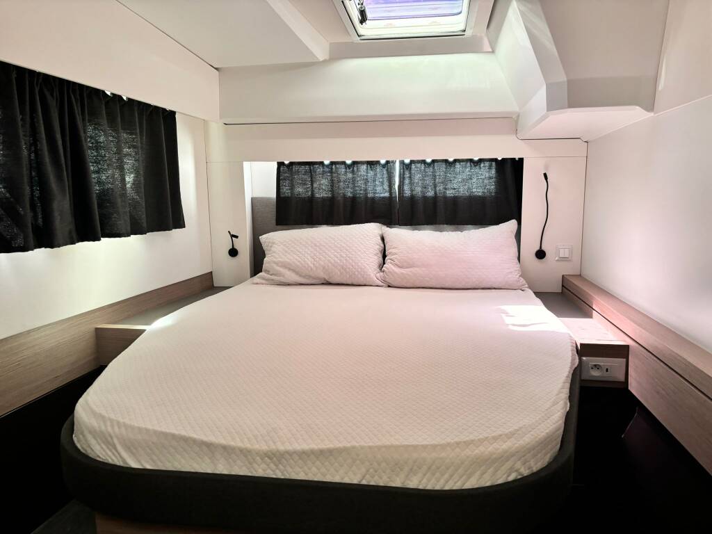 Fountaine Pajot Astrea 42 Timeless Planet