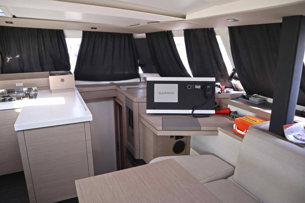 Fountaine Pajot Astrea 42 