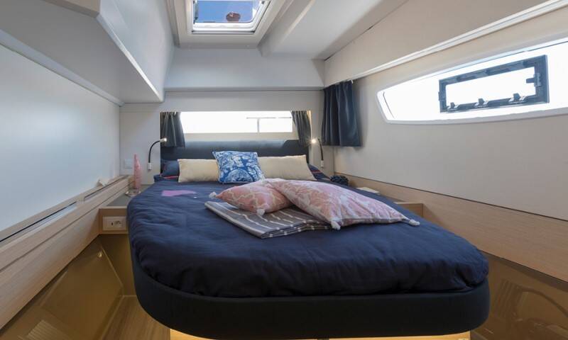 Catamaran Fountaine Pajot Astrea 42 NANOOK