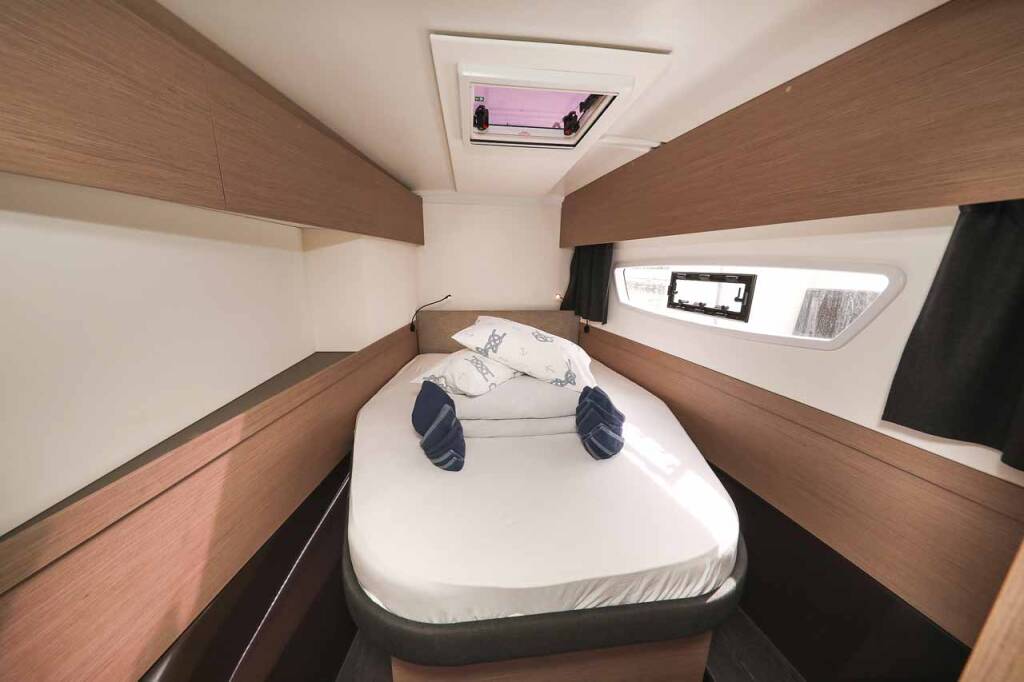 Katamaran Fountaine Pajot Astrea 42 Ariel