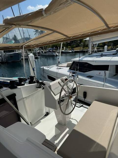 Katamaran Fountaine Pajot Astrea 42 Unsupervised