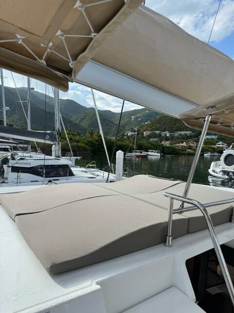 Katamaran Fountaine Pajot Astrea 42 Unsupervised