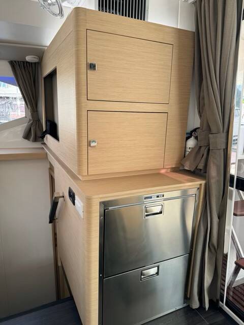 Katamaran Fountaine Pajot Astrea 42 Unsupervised
