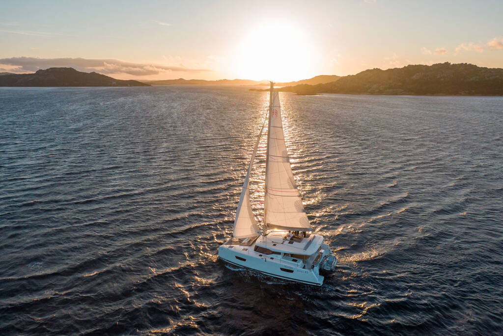 Fountaine Pajot Astrea 42 Agitation