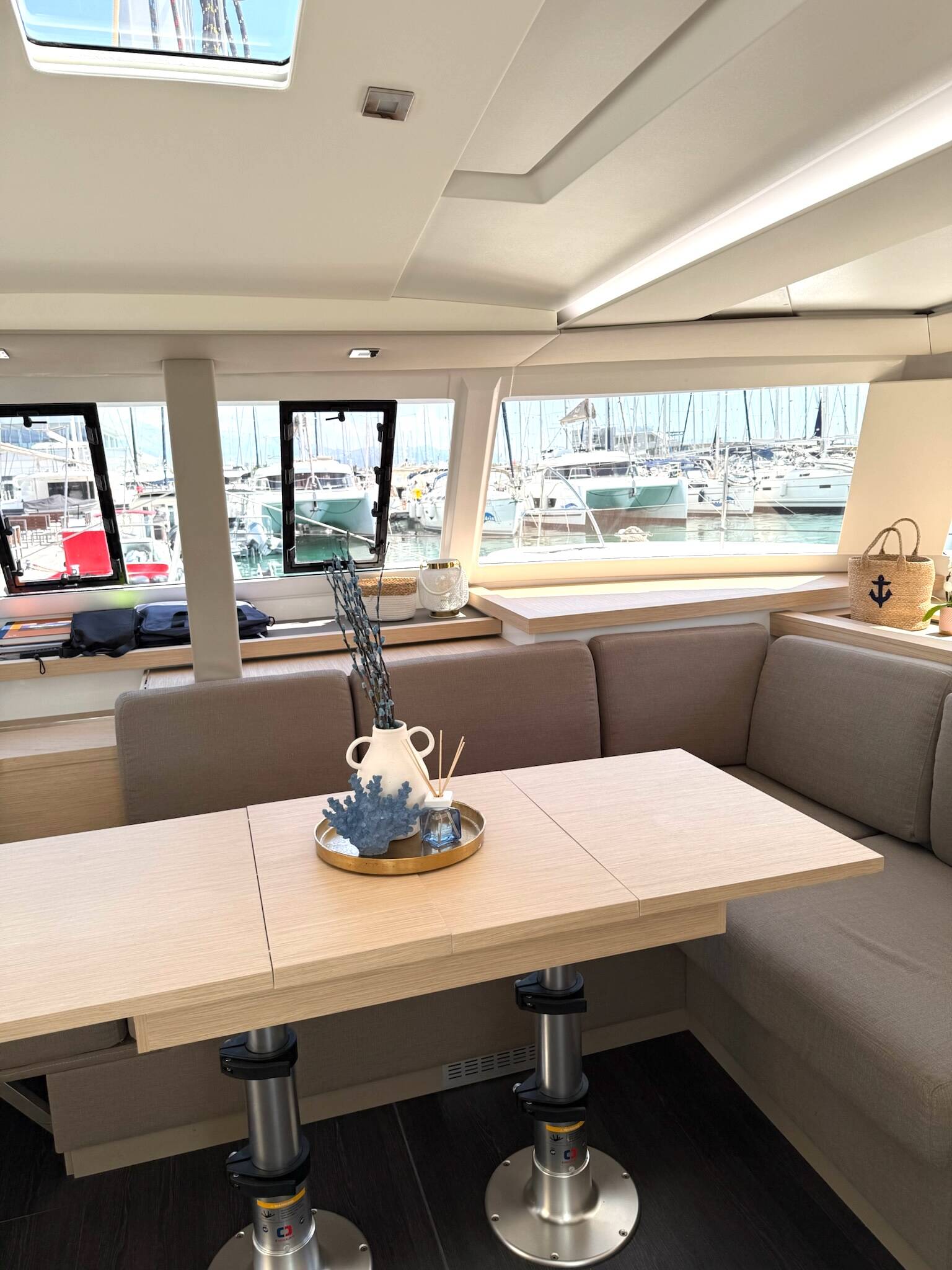 Fountaine Pajot Astrea 42 Ocean Allure