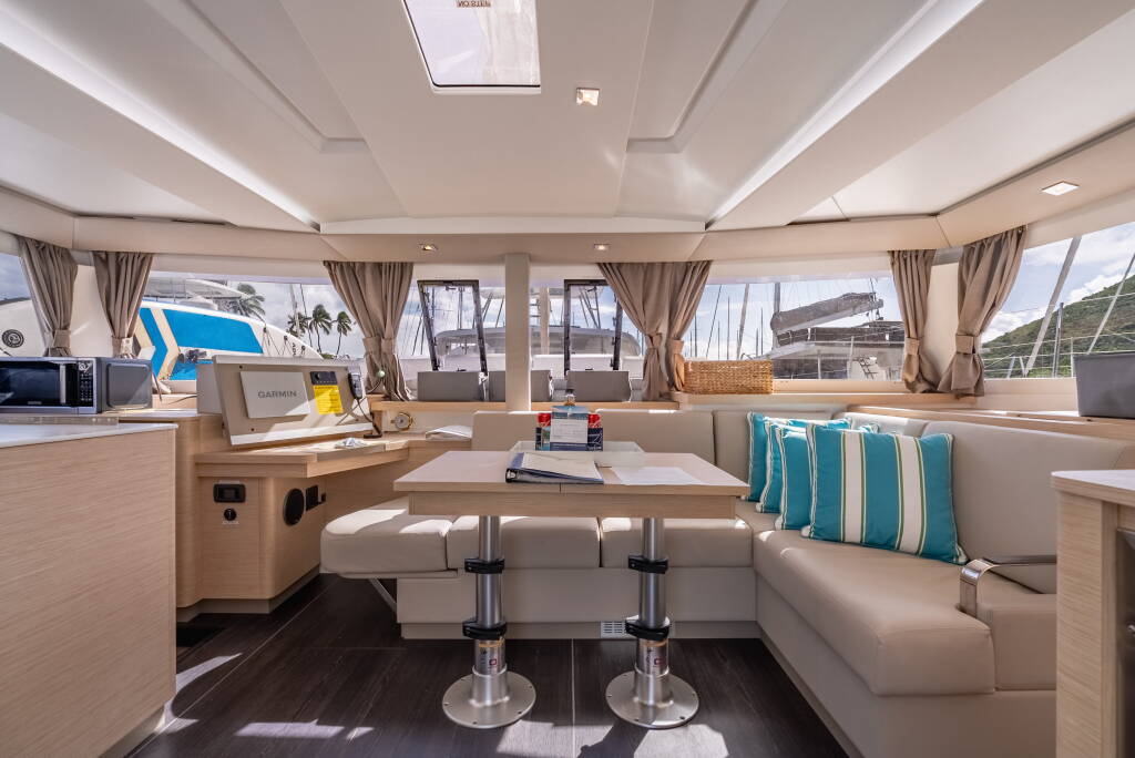 Fountaine Pajot Astrea 42 Rendezvous III