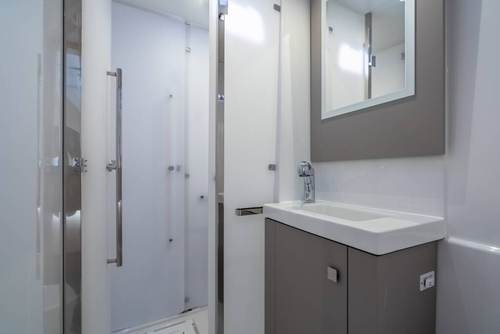 Fountaine Pajot Astrea 42 Rendezvous III