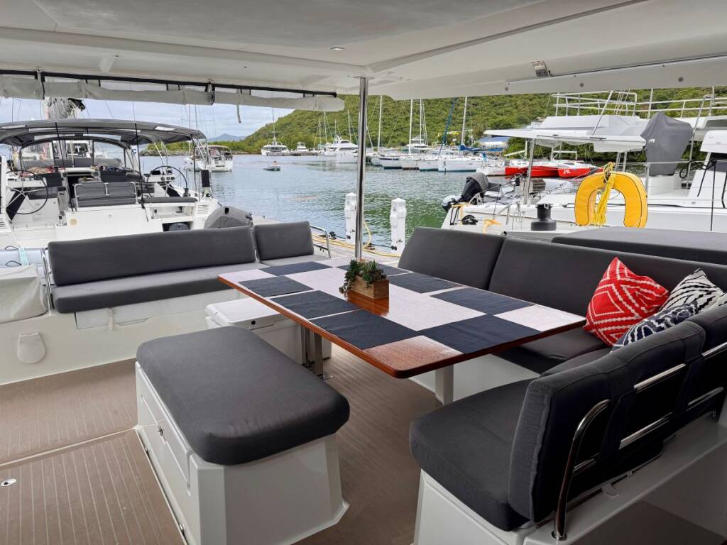 Fountaine Pajot Aura 51 Carrie Lee