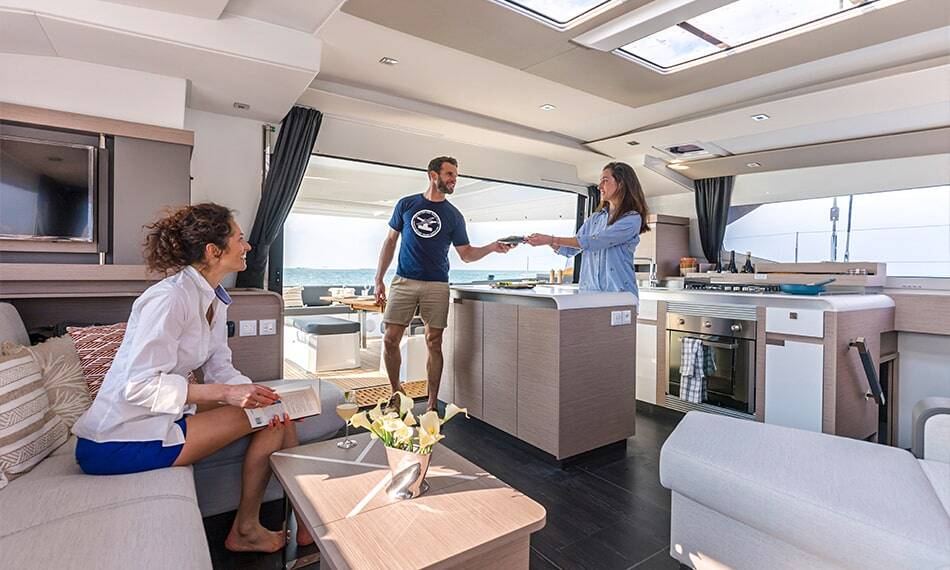 Fountaine Pajot Aura 51 NEW