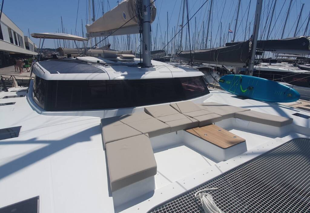 Catamaran Fountaine Pajot Aura 51 Sunrise