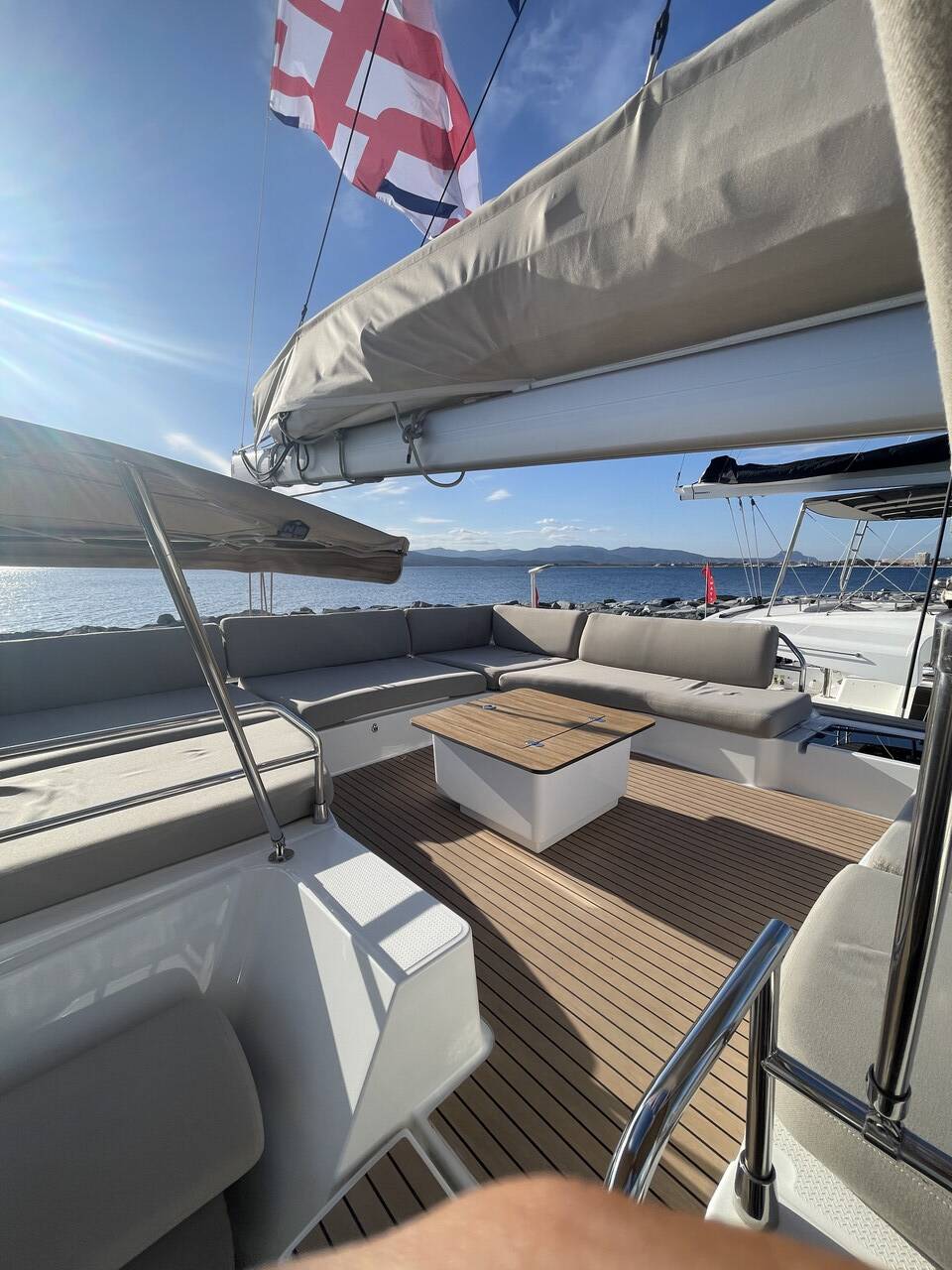 Katamaran Fountaine Pajot Aura 51 Panthours