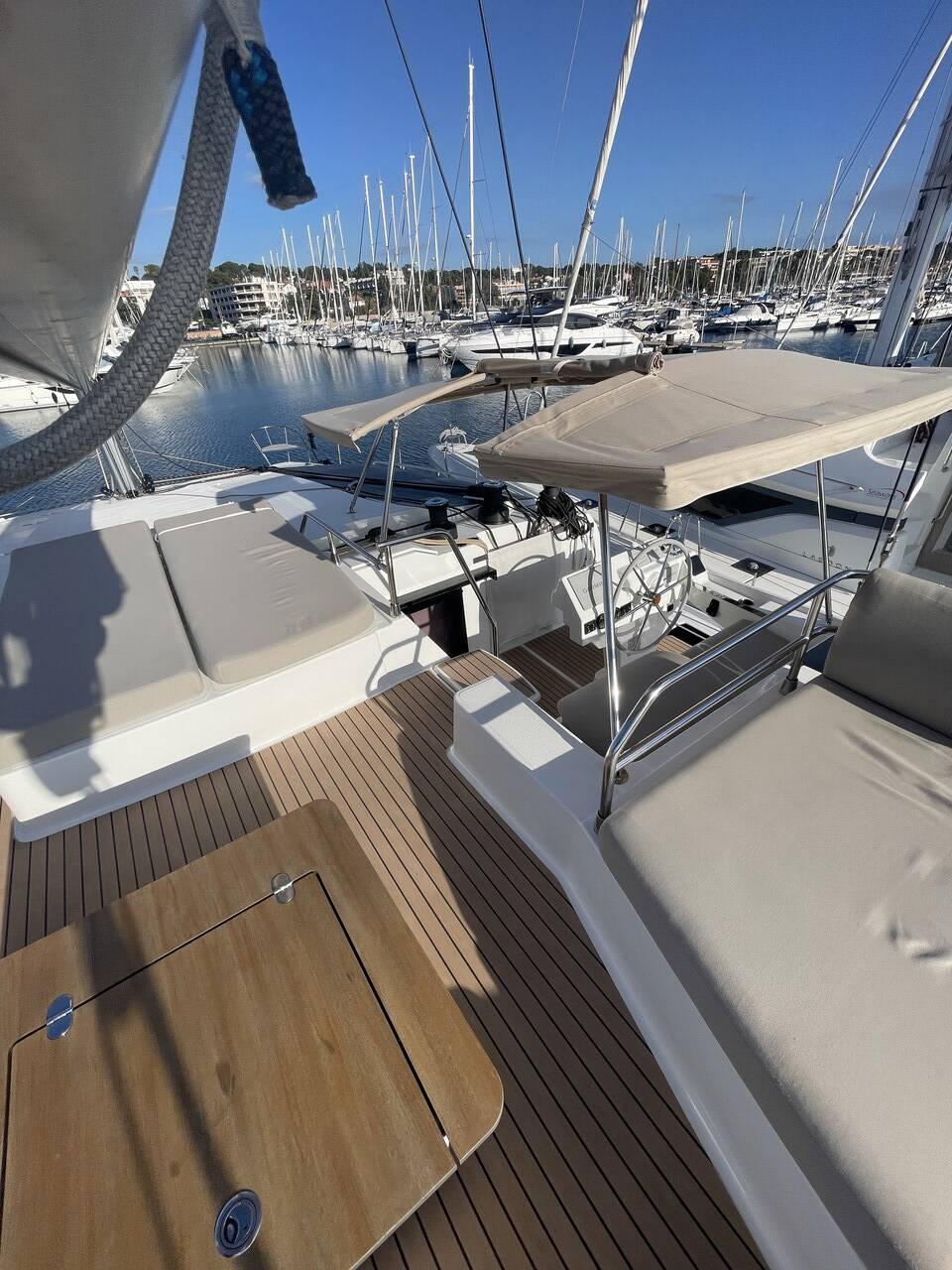 Katamaran Fountaine Pajot Aura 51 Panthours