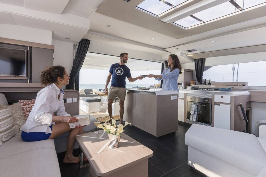 Katamaran Fountaine Pajot Aura 51 Panthours