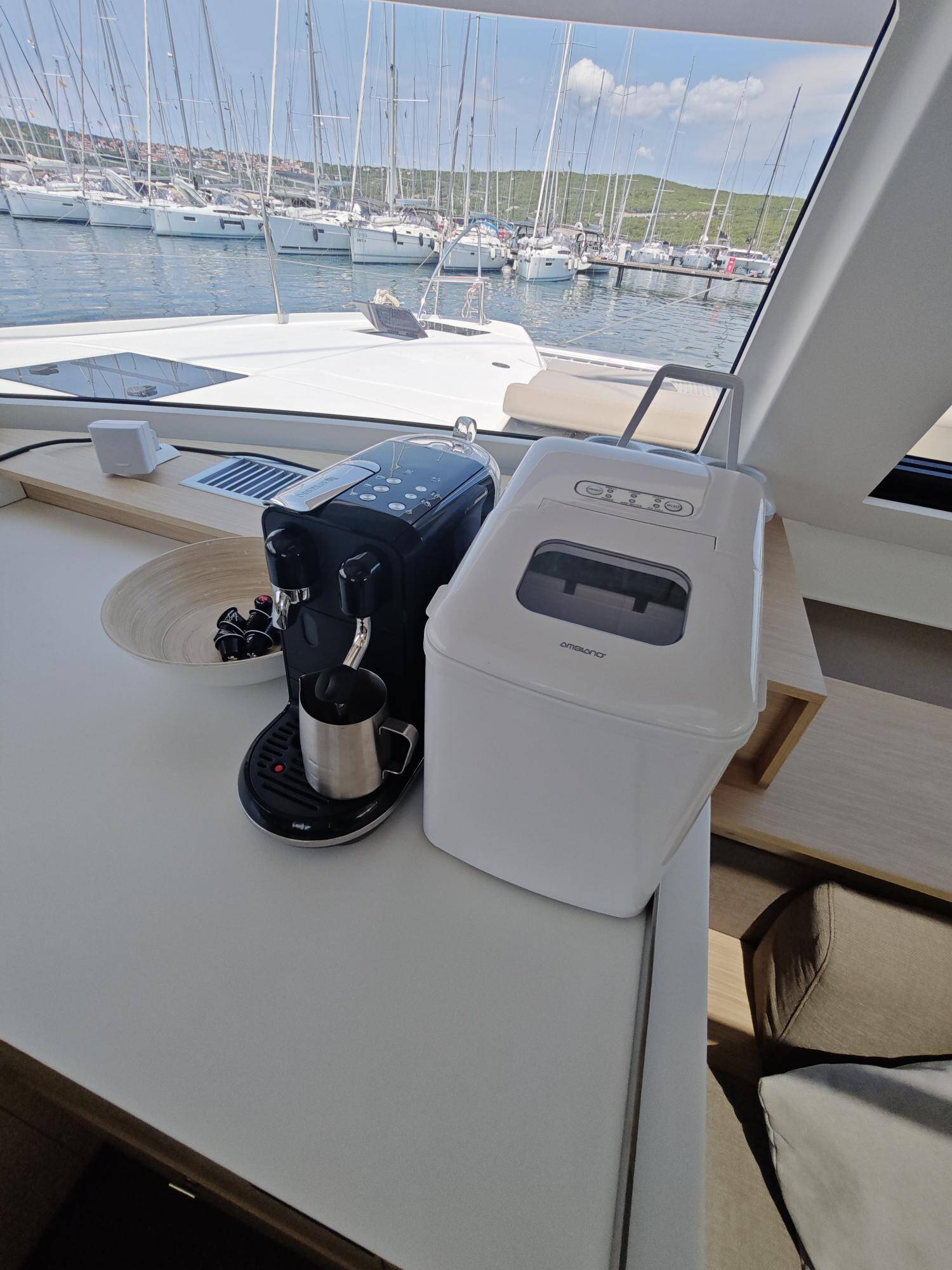 Fountaine Pajot Elba 45 Caramita