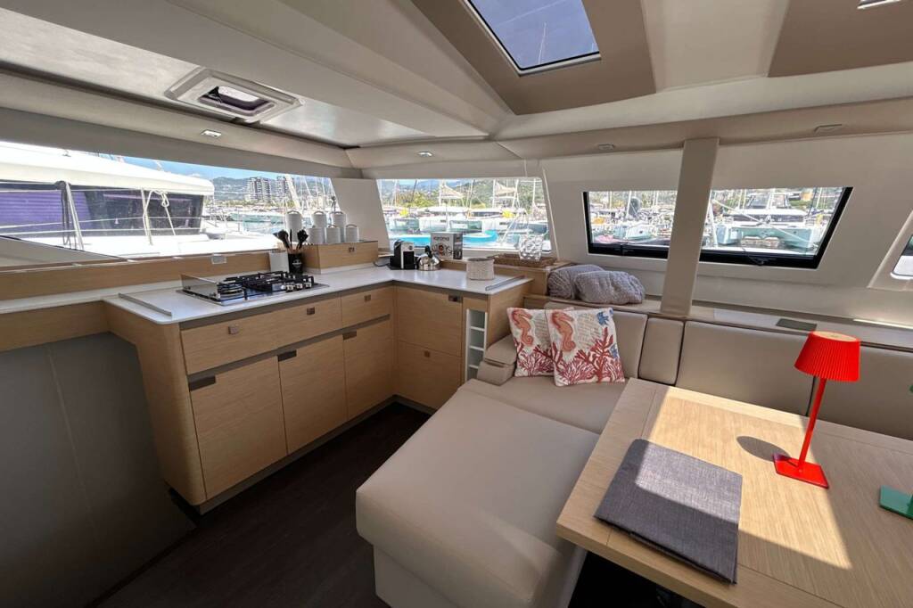 Fountaine Pajot Elba 45 Krug