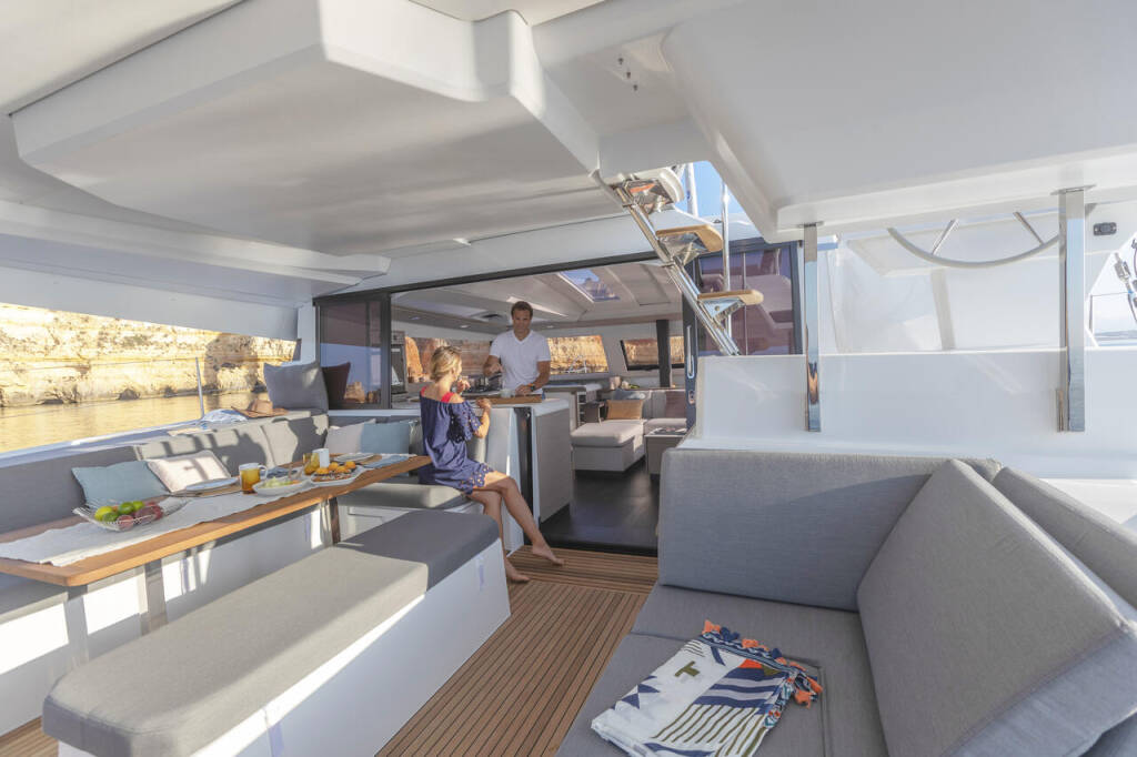 Katamaran Fountaine Pajot Elba 45 Be Hang Loose