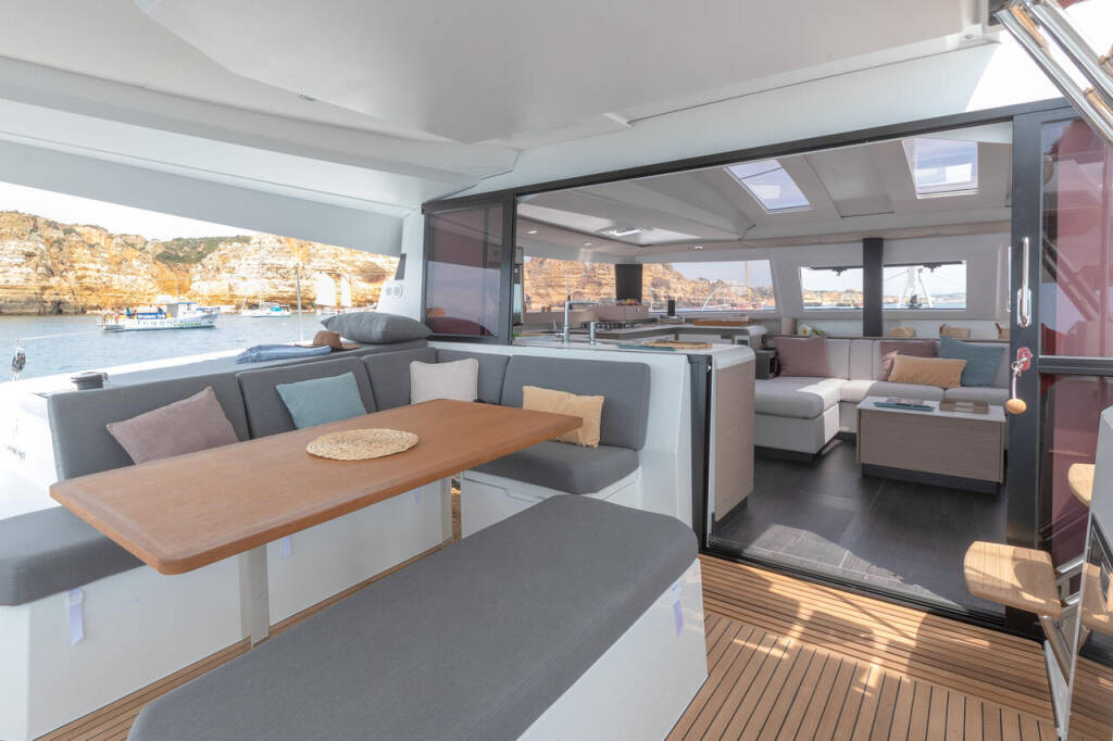 Katamaran Fountaine Pajot Elba 45 Be Hang Loose