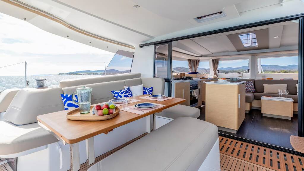 Fountaine Pajot FP 44 Quatuor Magic Hour