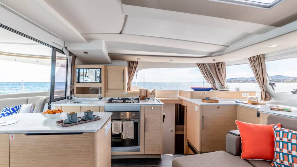 Fountaine Pajot FP 44 Quatuor Magic Hour