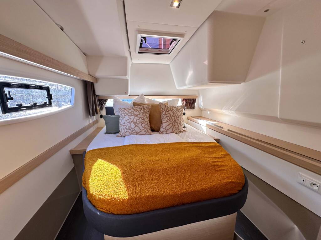 Fountaine Pajot Isla 40 One of Us