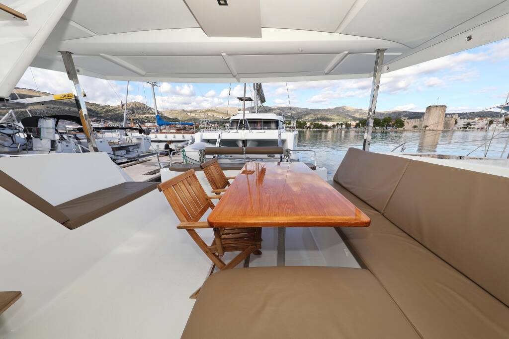 Katamaran Fountaine Pajot Lucia 40 Why Not