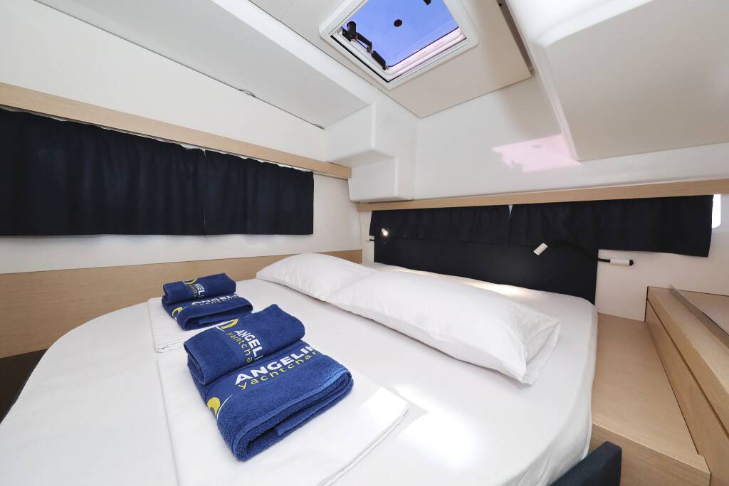 Katamaran Fountaine Pajot Lucia 40 Why Not