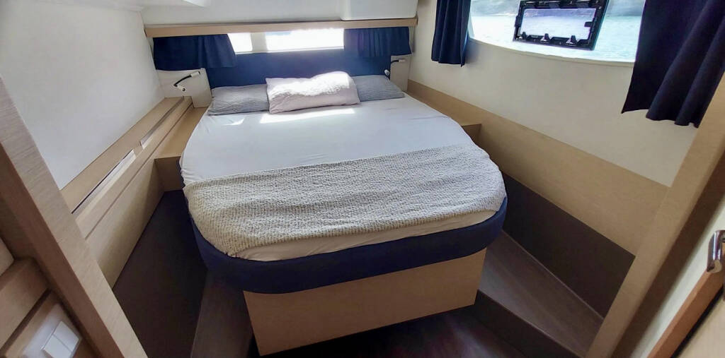 Katamaran Fountaine Pajot Lucia 40 Aqua Panda
