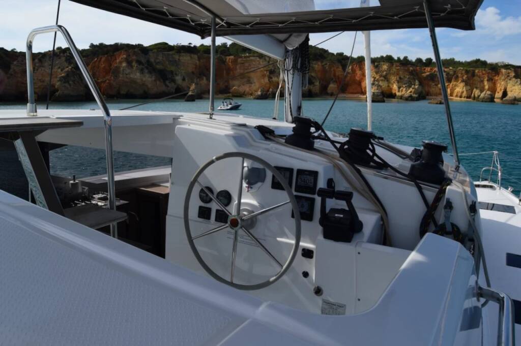 Fountaine Pajot Lucia 40 Ines