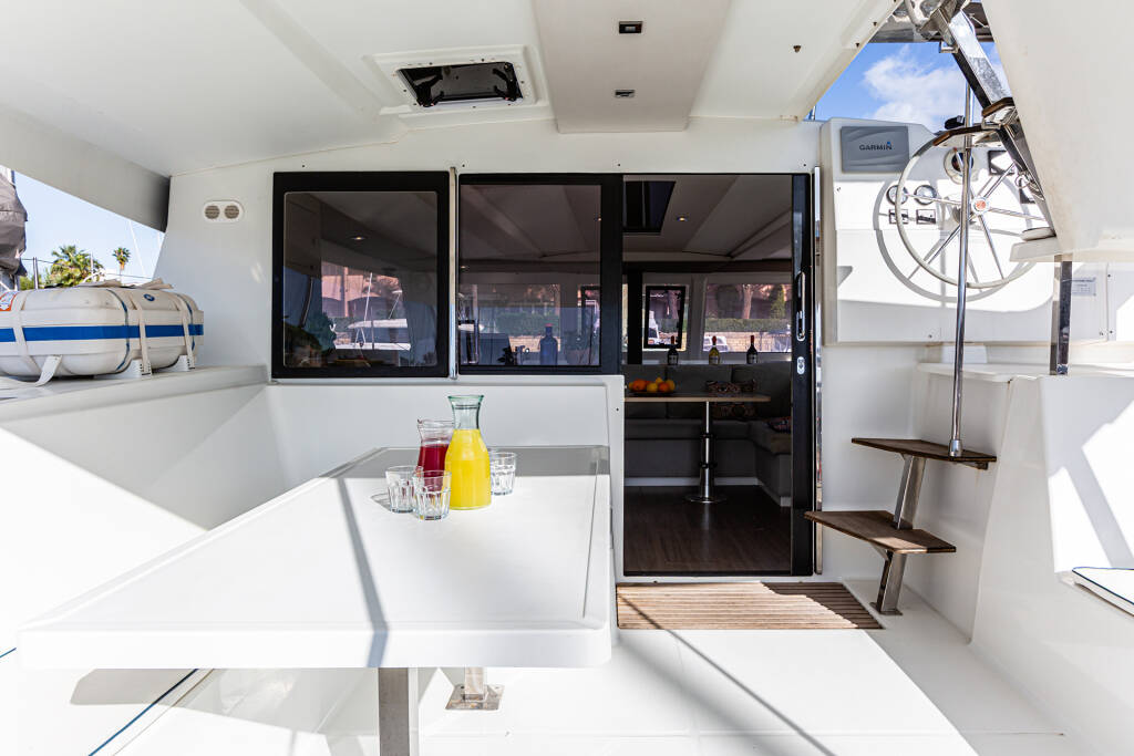 Fountaine Pajot Lucia 40 Relax Planet