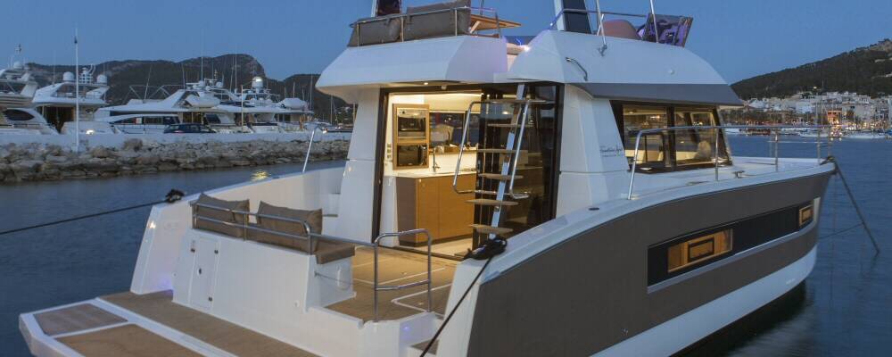 Fountaine Pajot MY 37 Thunderball