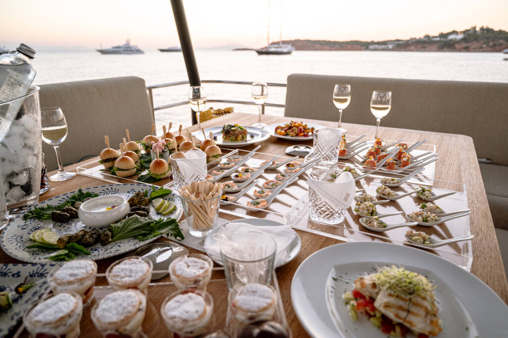 Fountaine Pajot MY6 Emy 6