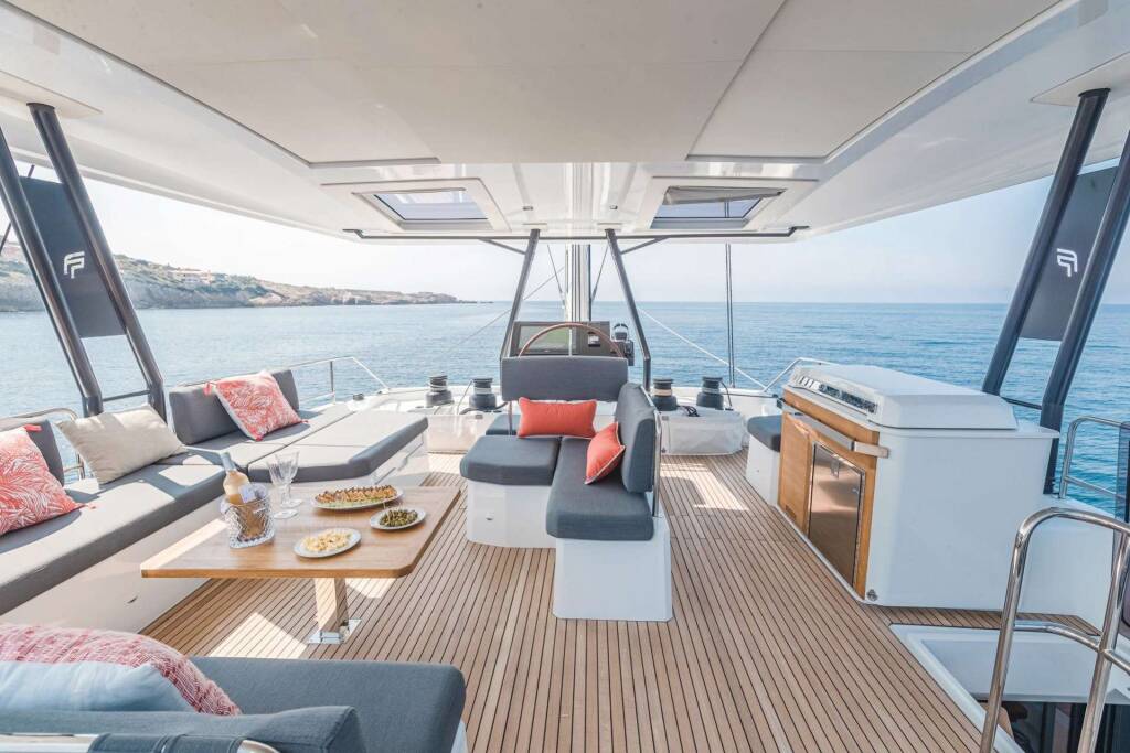 Catamaran Fountaine Pajot Samana 59 Nika One