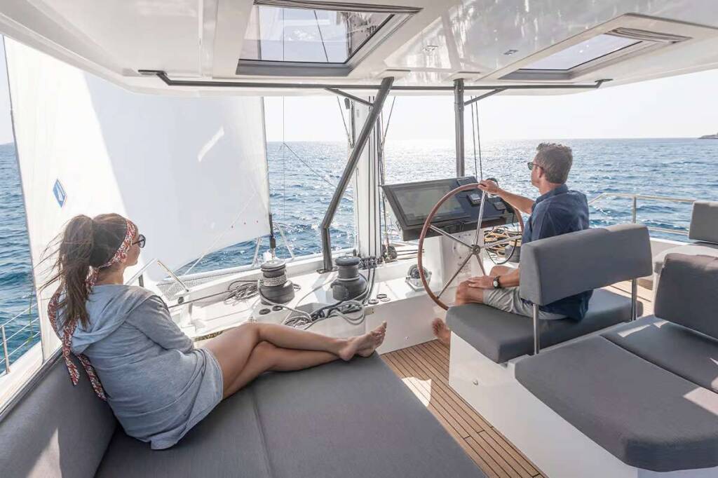 Catamaran Fountaine Pajot Samana 59 Nika One