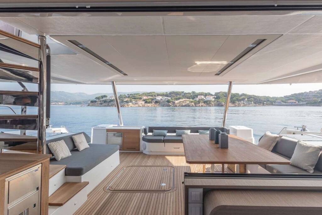 Catamaran Fountaine Pajot Samana 59 Nika One